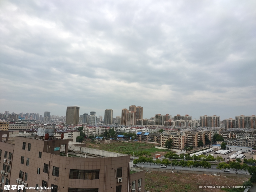 城市