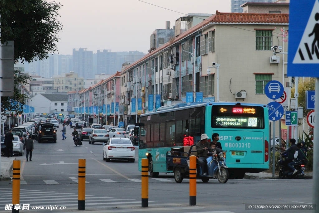 总线 街 路 