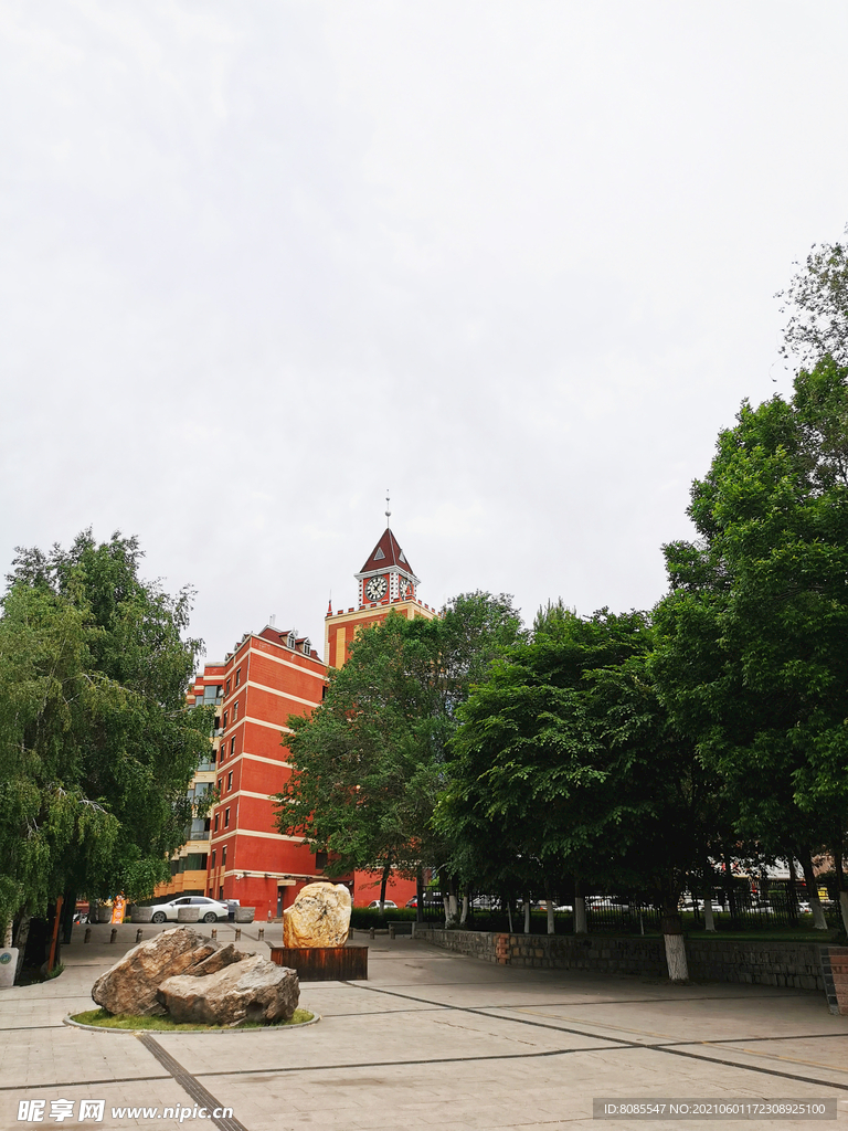 阿勒泰
