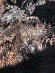 岩洞             