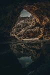 岩洞             