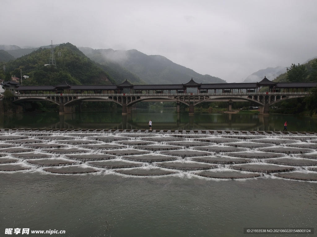 龙鳞坝鱼鳞坝水坝