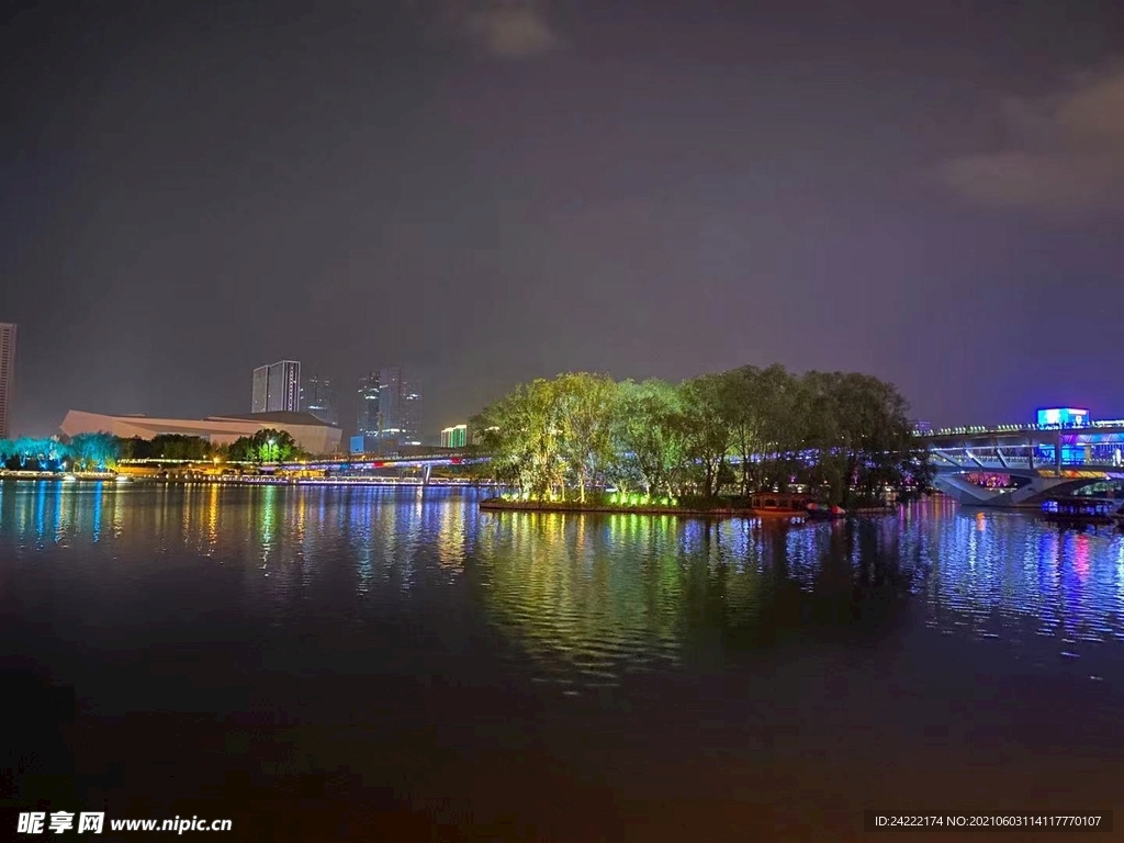 汾河夜景