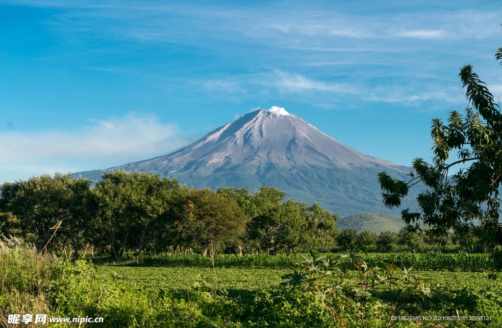 火山             