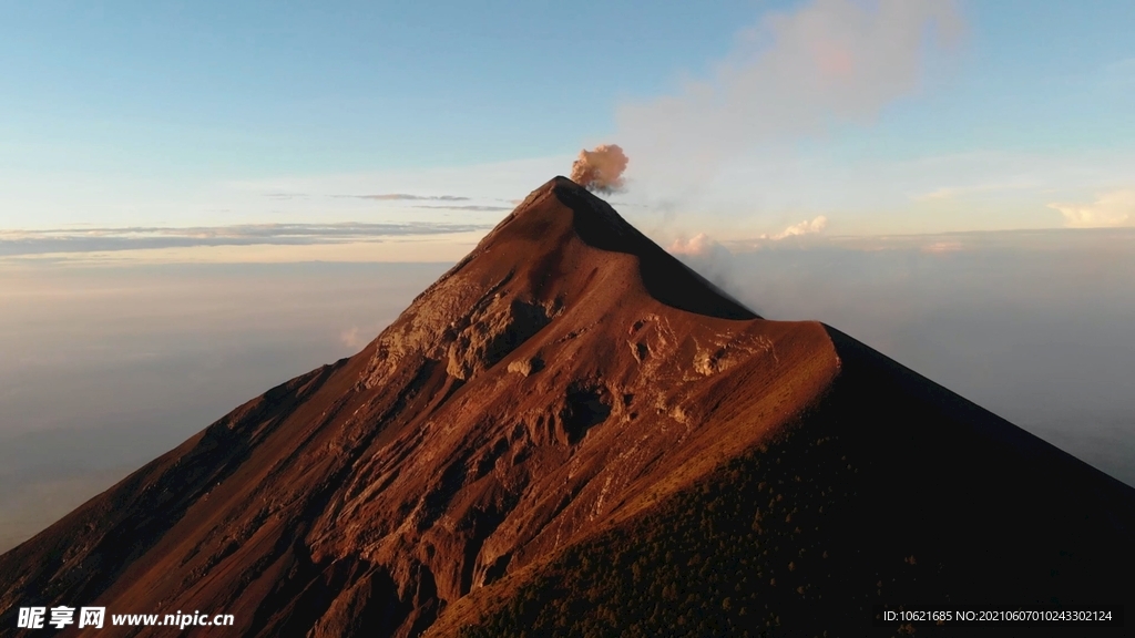 火山             