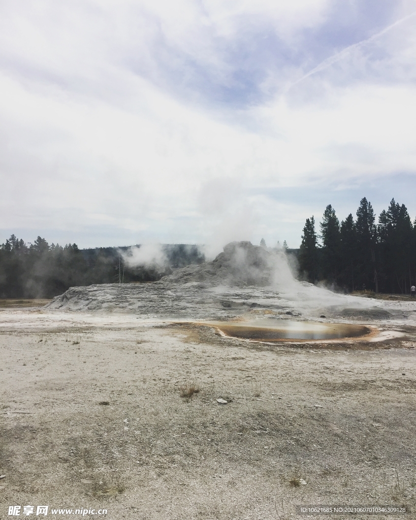 火山             