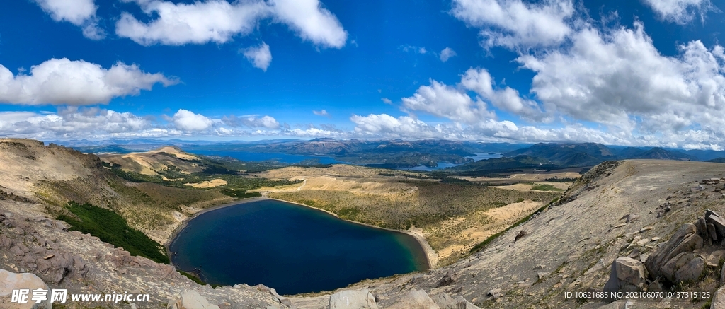 火山             