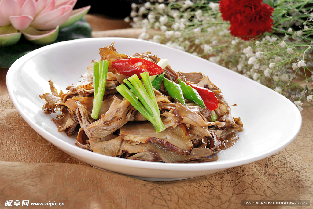 肉炒山菌