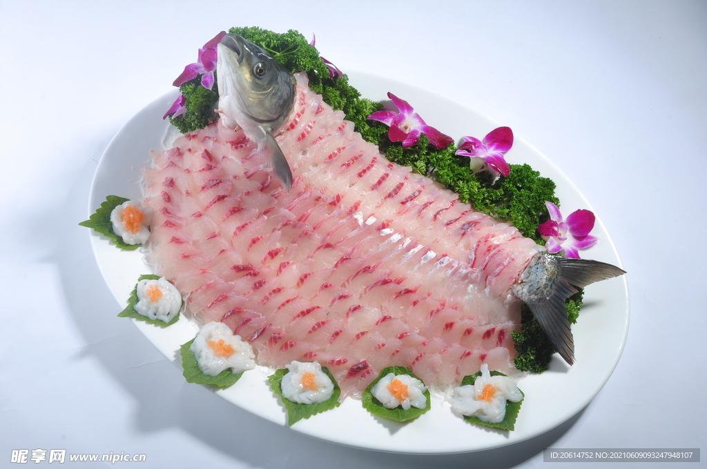 营养美味的斑鱼刺身