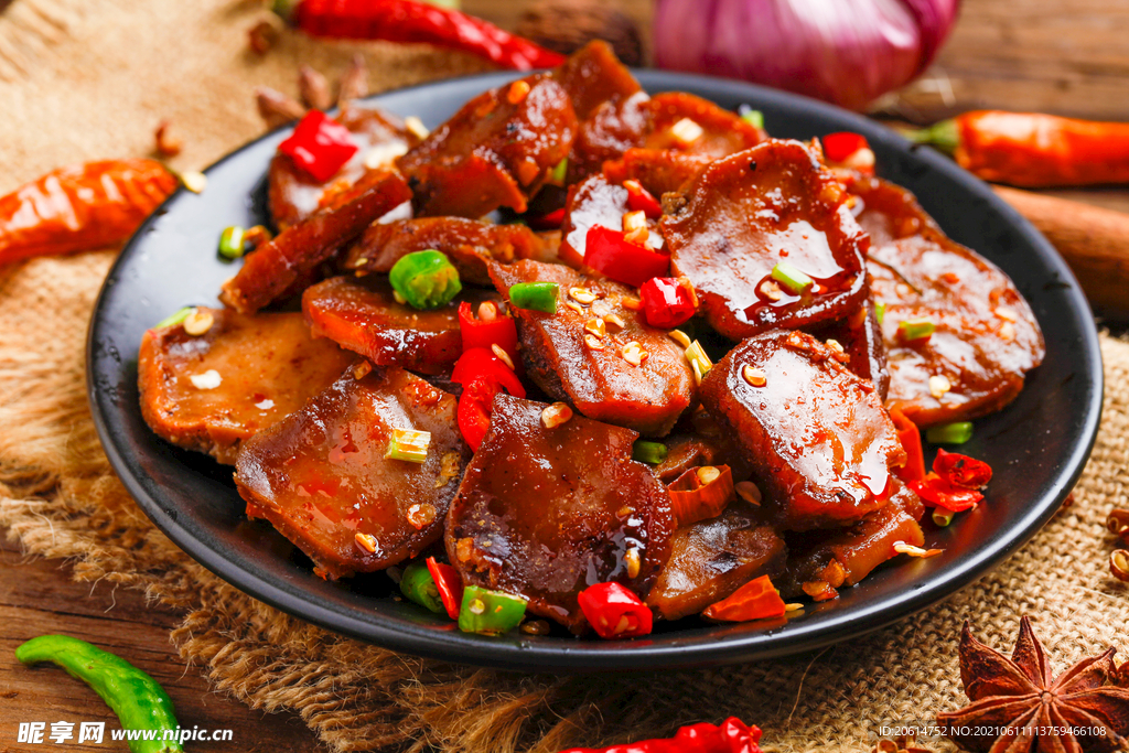 诱人的美食红油豆干
