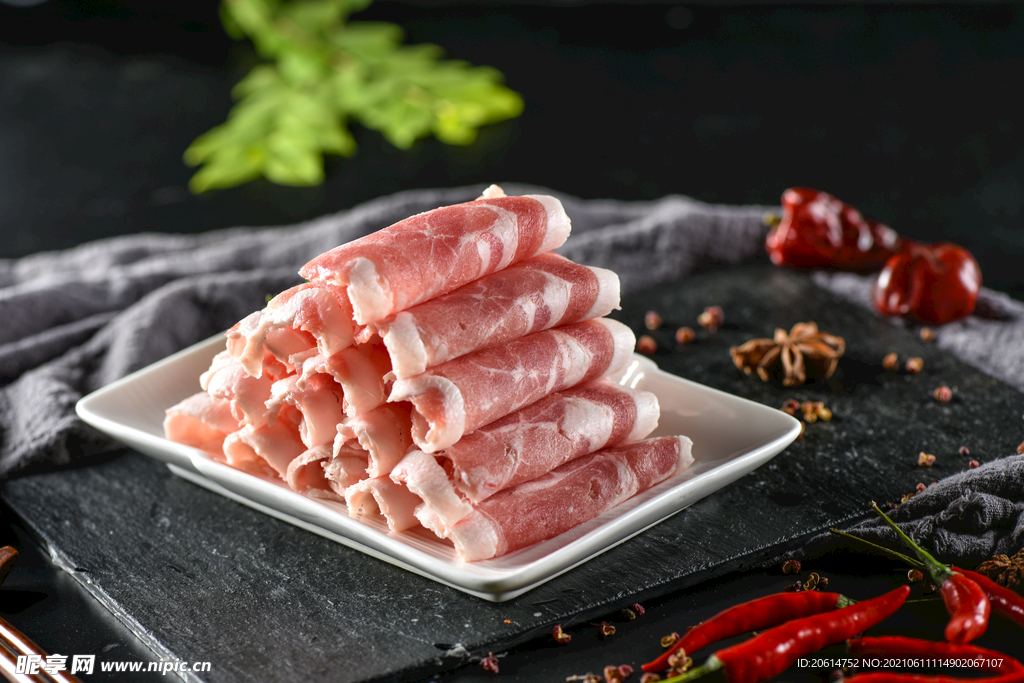 火锅食材牛肉卷