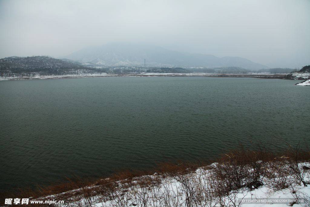 纸坊水库冬季风光