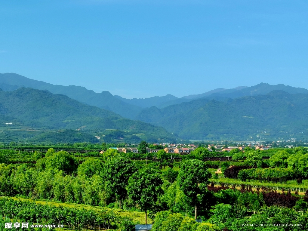 美丽的大山风景