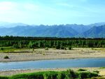 美丽的乡村河道风景
