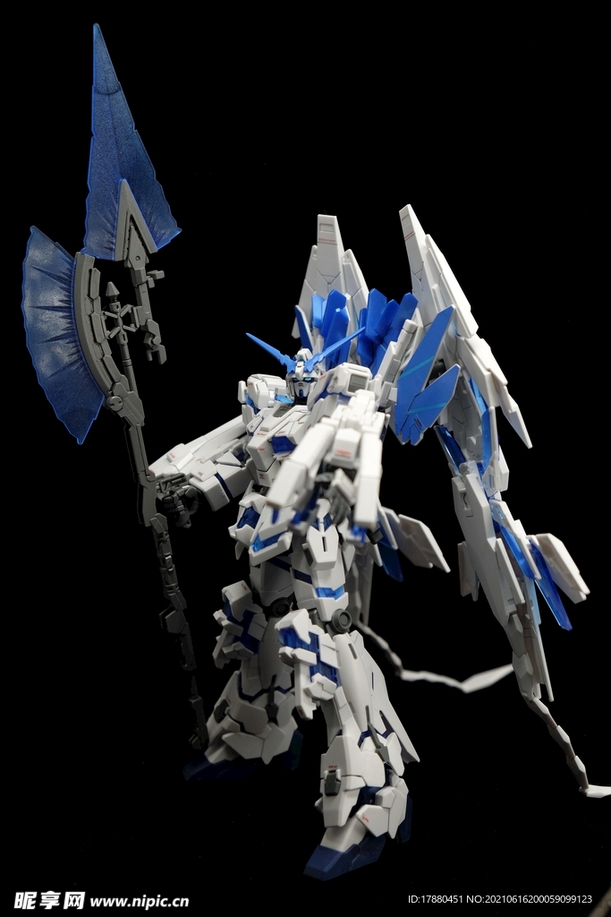 玩具机器人