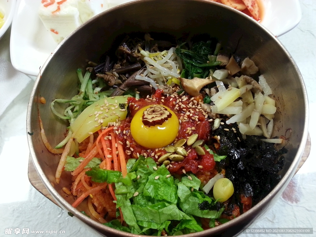 美味的韩式拌饭