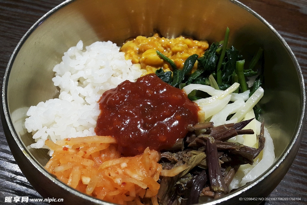 美味的韩式拌饭