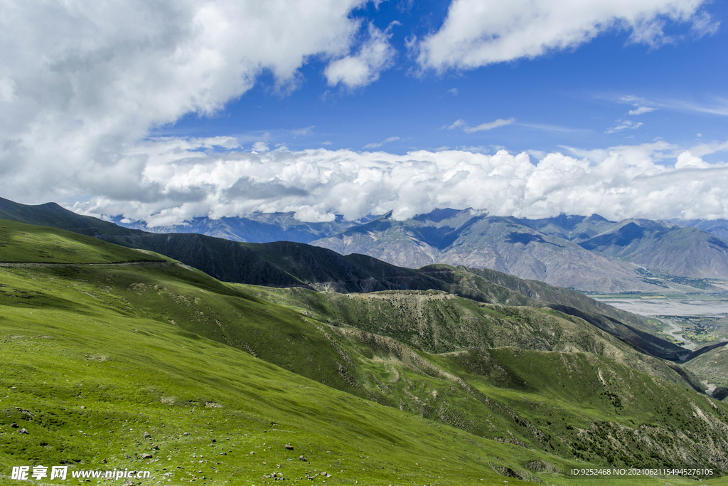 群山