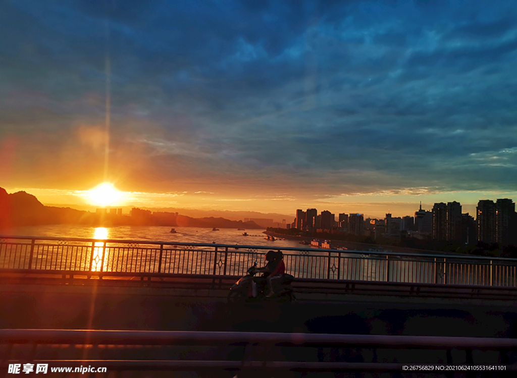 唯美黄昏 夕阳落日  江边