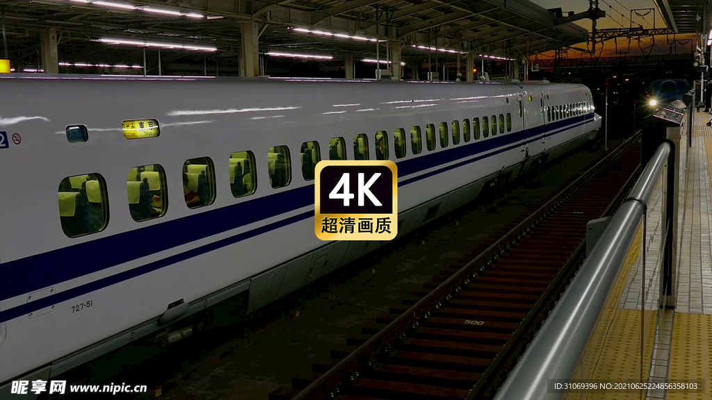 短视频素材高铁列车驶入站台