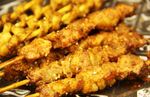 烧烤羊肉串近景素材摄影图