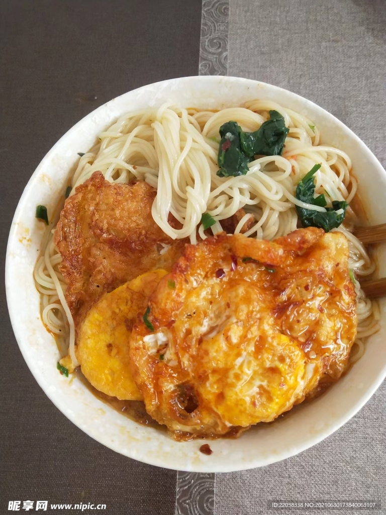 鸡蛋面