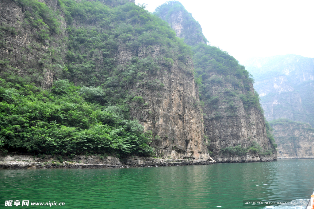 龙庆峡