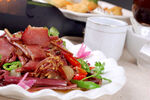 蕨菜炒腊肉