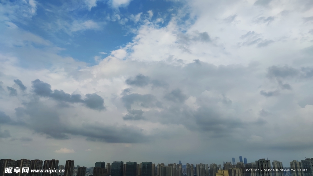 天空