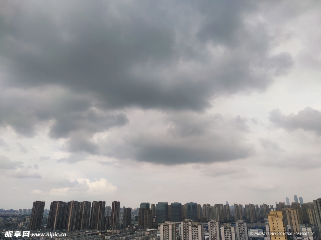 天空 云朵 楼房 城市 建筑