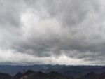 阴霾 