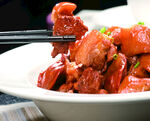 肘肉烧鸡胗