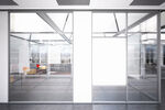 玻璃展厅海报的展示场景样机模板