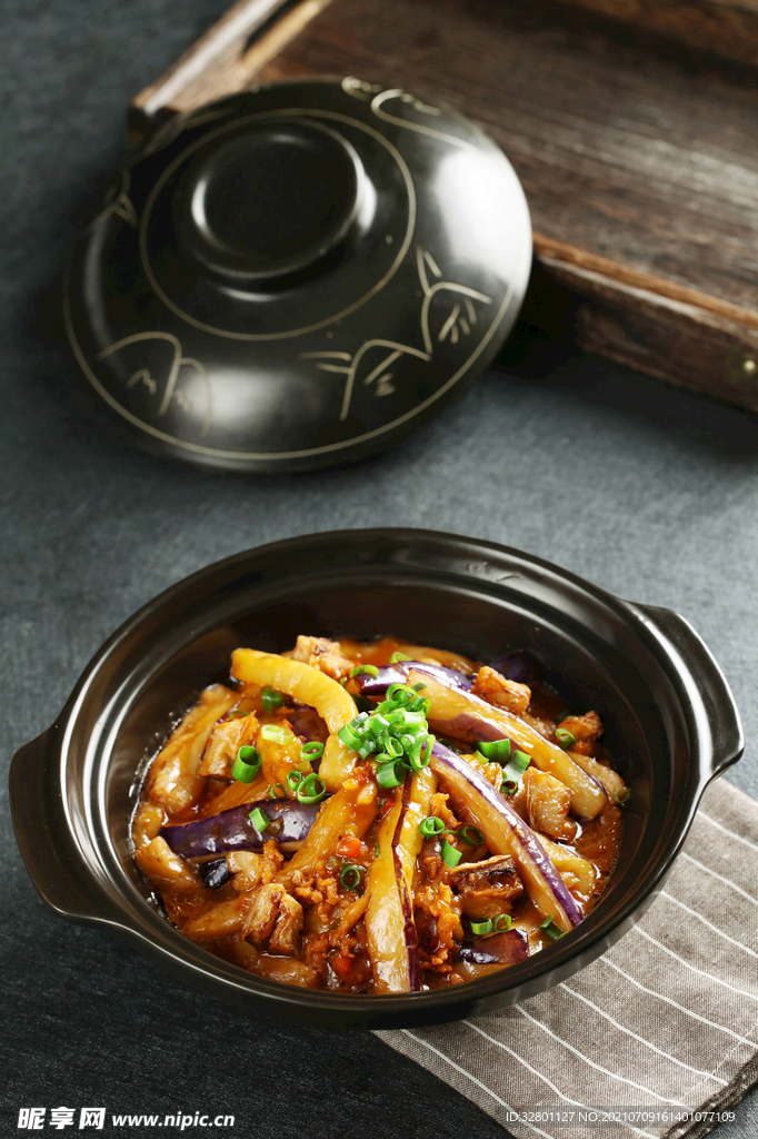 砂锅肉末茄子
