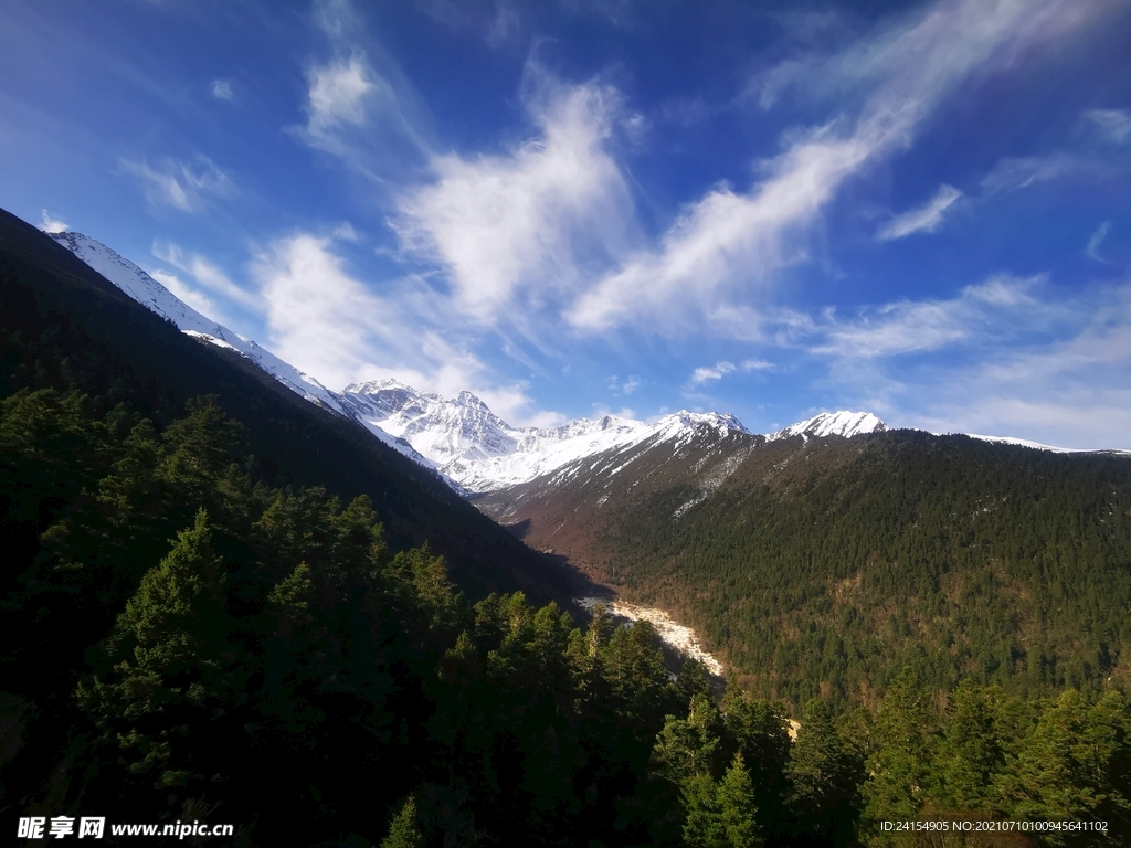 黄龙山峰