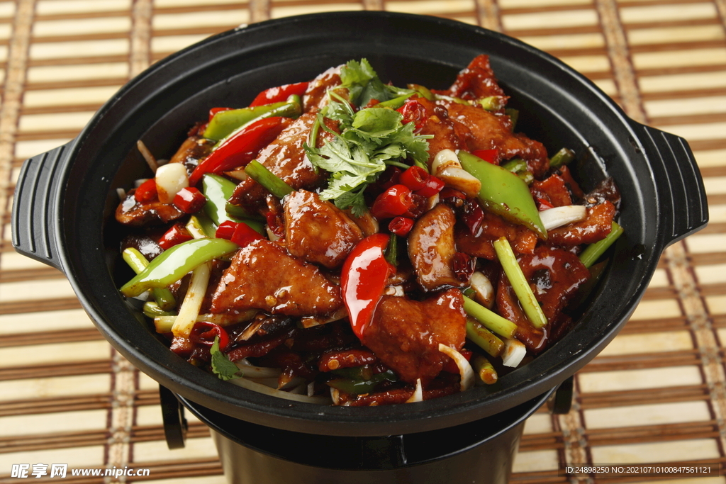 干锅 小牛肉