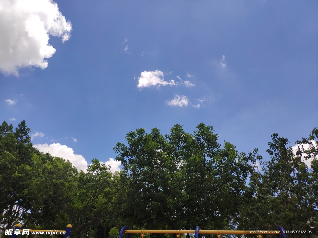 天空