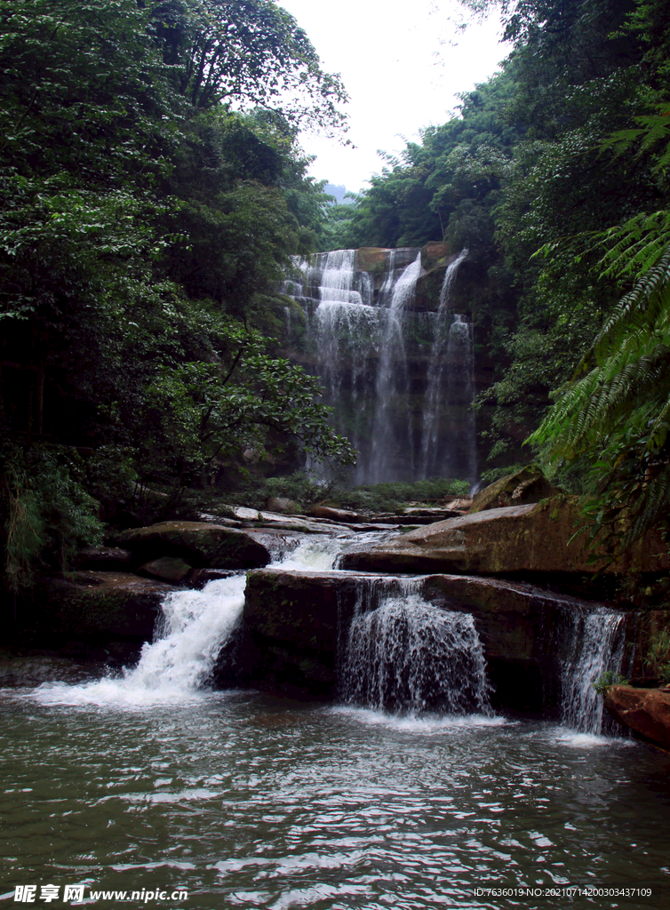 赤水四洞沟四洞白龙潭