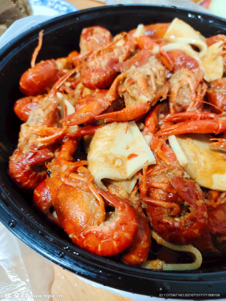 小龙虾炒豆腐