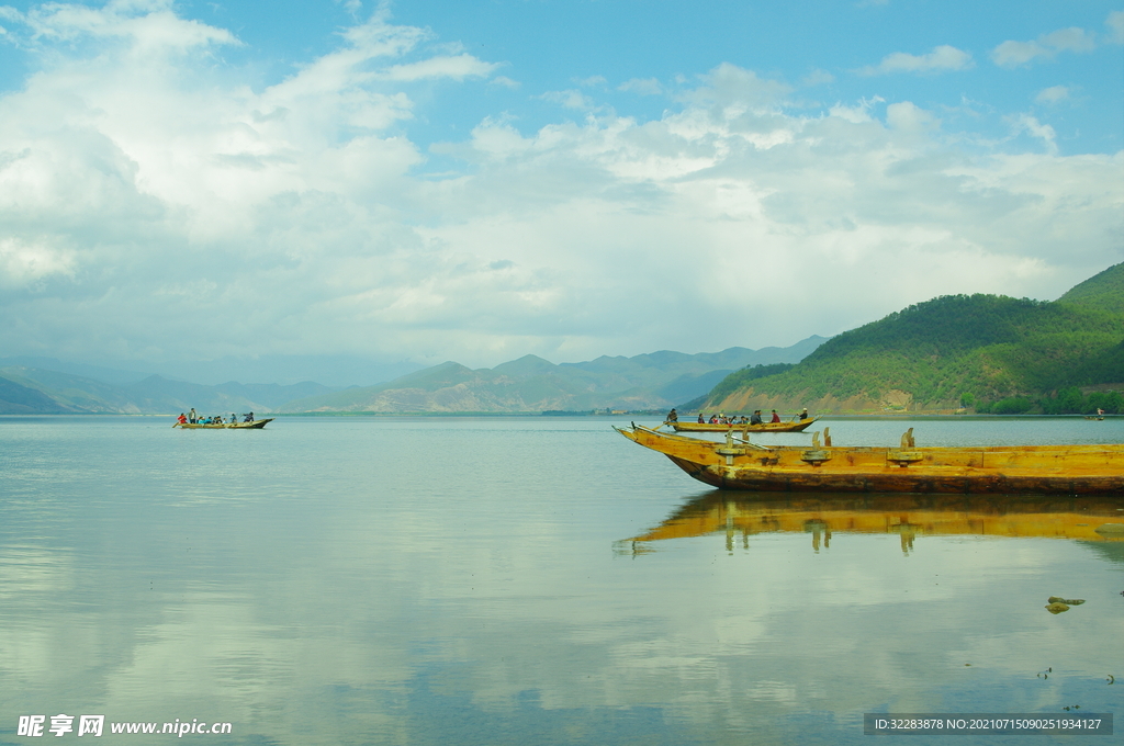 泸沽湖美景