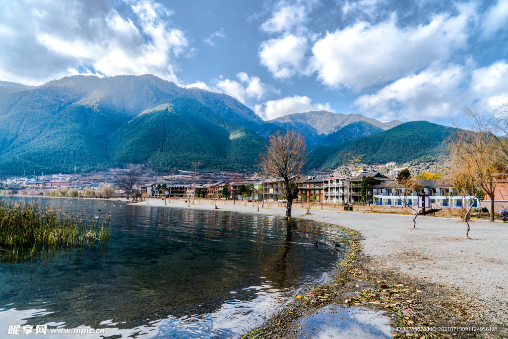 泸沽湖美景