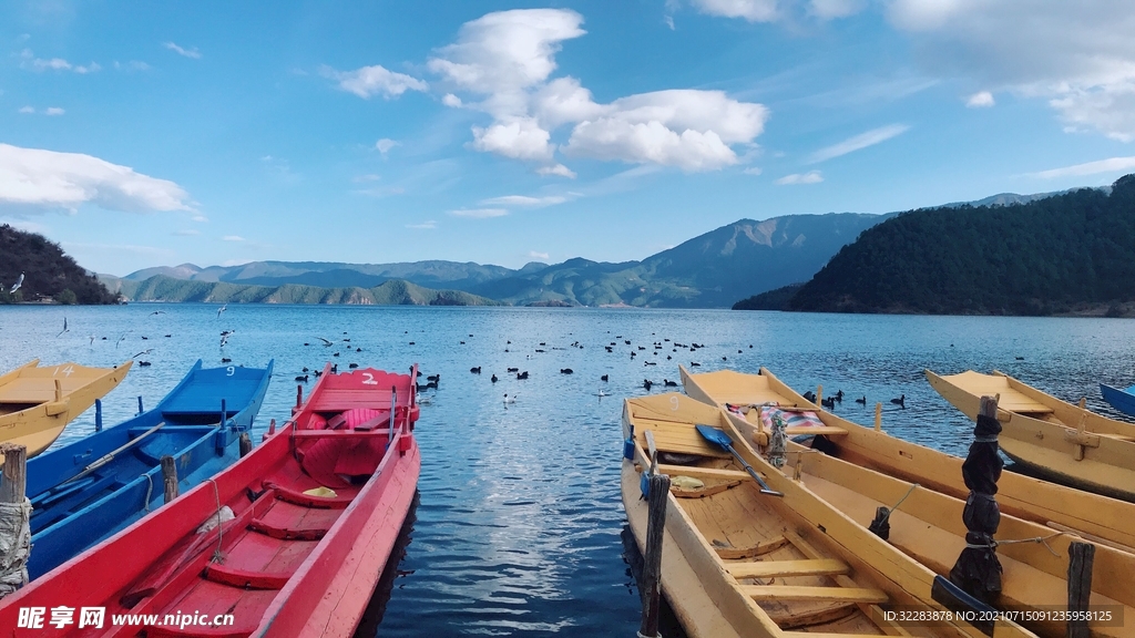 泸沽湖美景