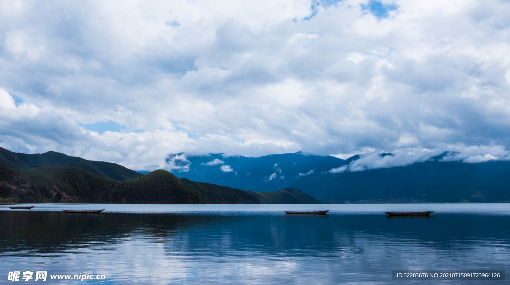 泸沽湖美景