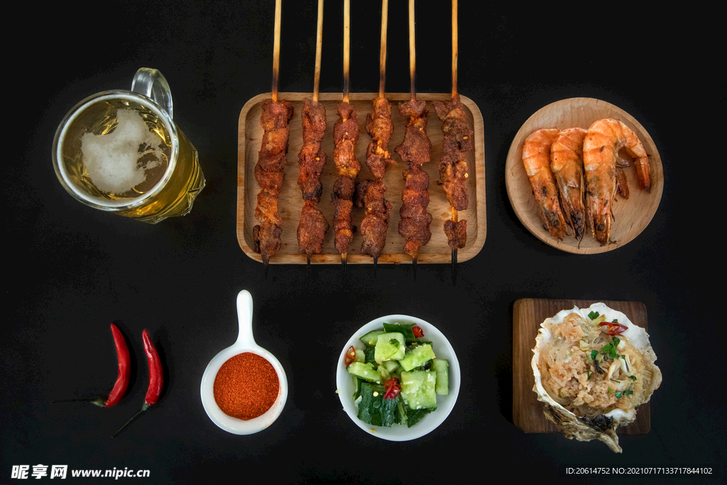 垂涎欲滴的烤羊肉