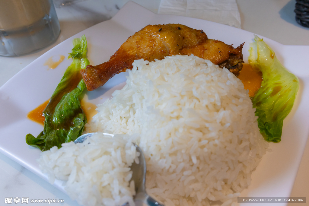 鸡腿饭