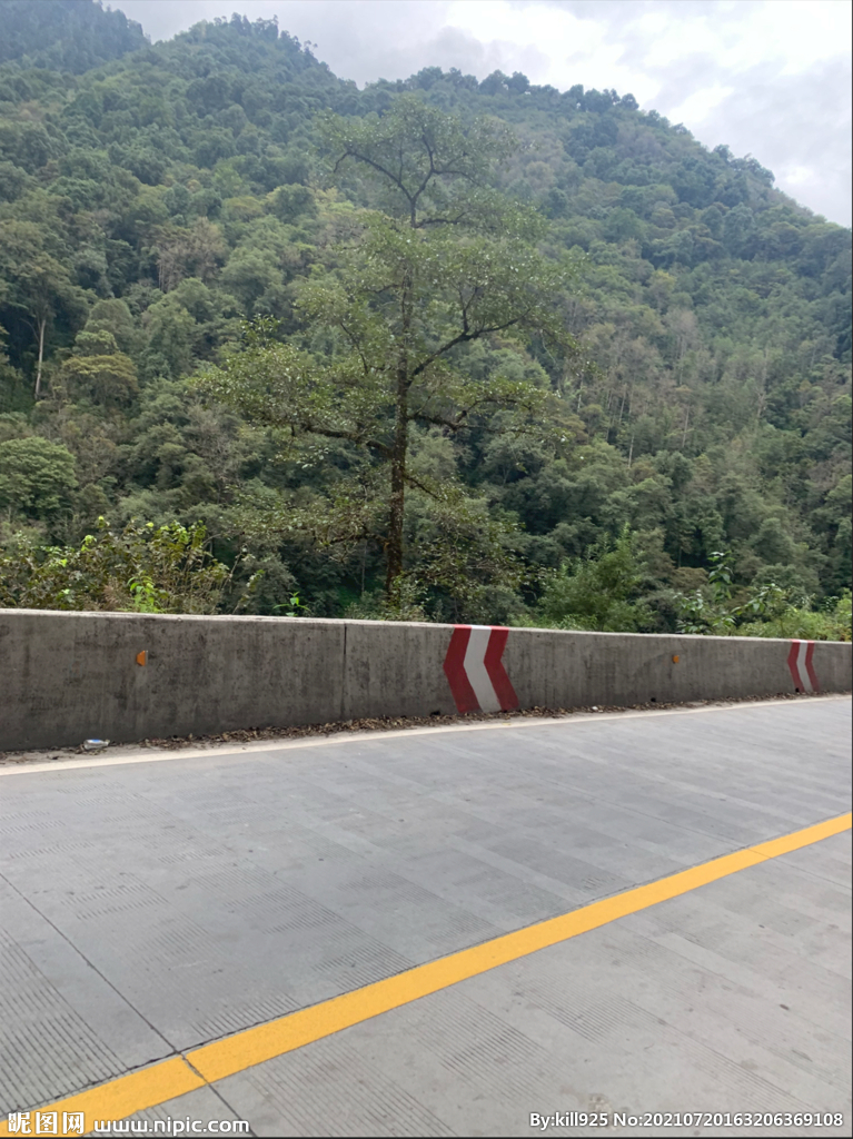 通麦天险