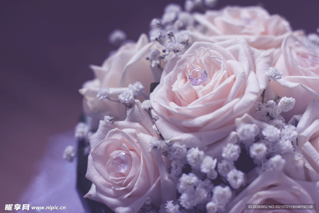 手捧花