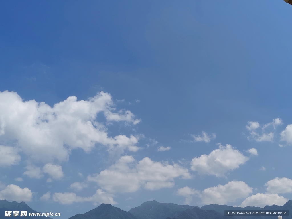 天空