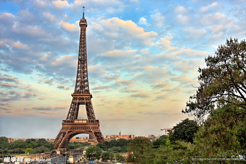 埃菲尔铁塔