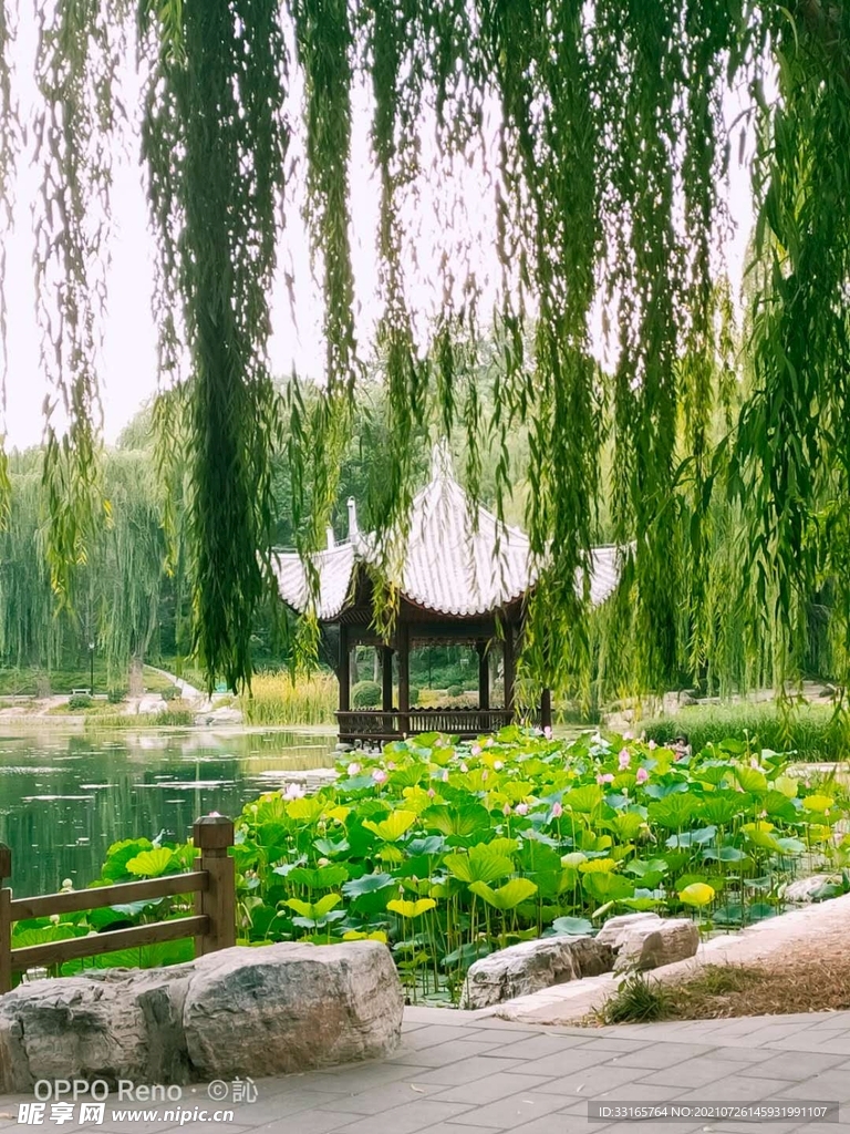 湖边亭
